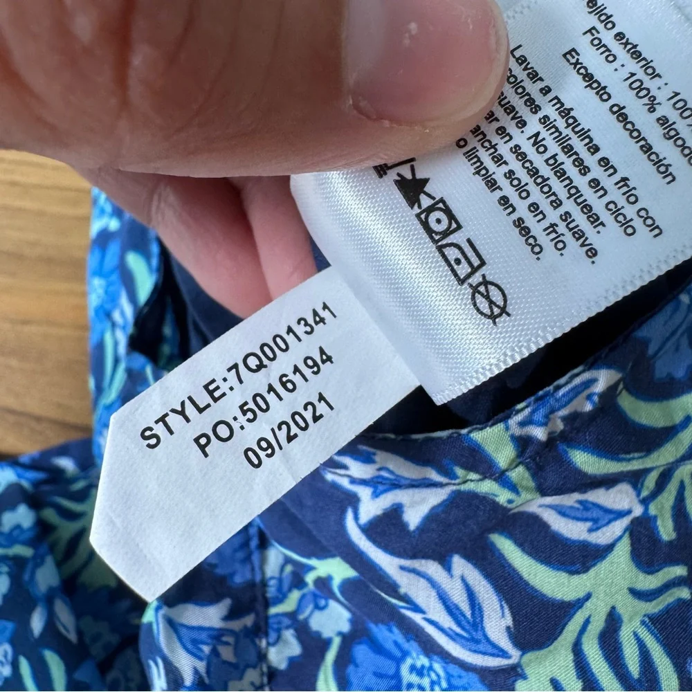 NWT Vineyard Vines Girl’s Romper XS 5-6 Blue Floral